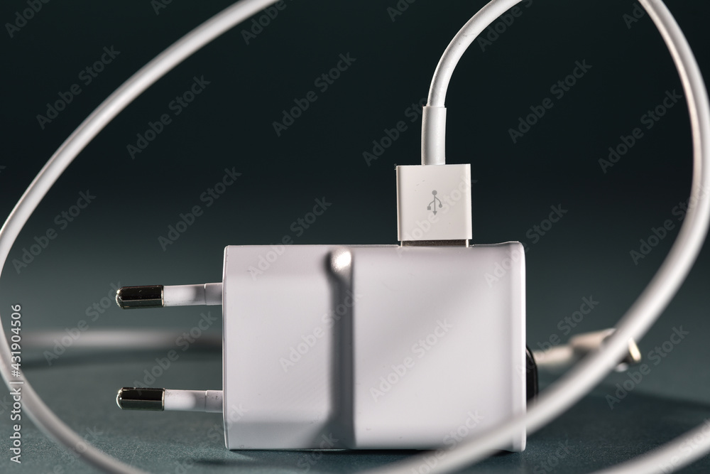 fil cable recharche electricité USB informatique electronique