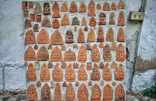 wall with amulet
