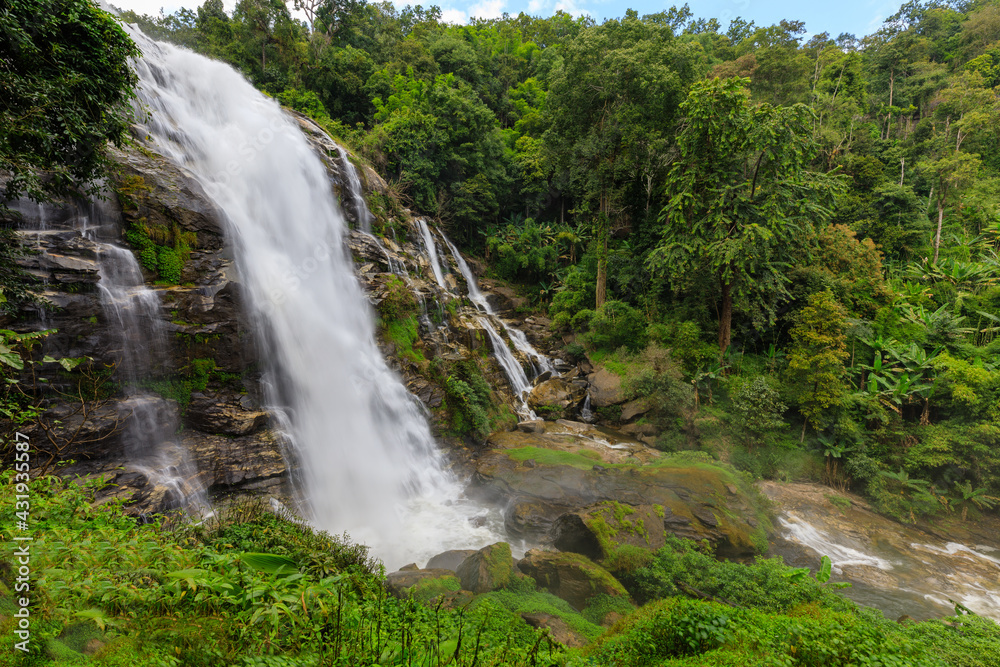 Wachirathan waterfall : waterfall in doi inthanon national park, Chiang mai,Thailand. Wachirathan waterfall : waterfall in doi inthanon national park, Chiang mai,Thailand.