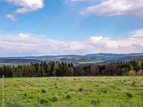 Blick über das Vogtland im Frühling