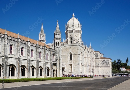 Das Hieronymuskloster (Mosteiro dos Jerónimos) im Stadtteil Belém der portugiesischen Hauptstadt Lissabon 