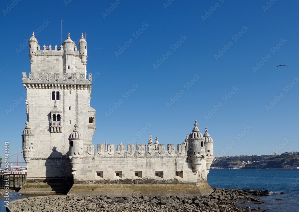 Der Torre de Belém in Lissabonner Stadtteil Belém
