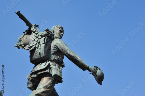 War Memorial Statue, Cambridge