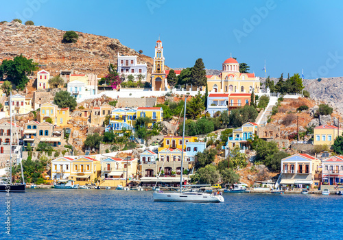 Symi pejzaż miejski, wyspy Dodekanez, Grecja