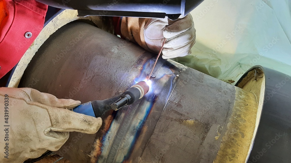 Foto de TIG Weld Tungsten Inert Gas Welding do Stock Adobe Stock