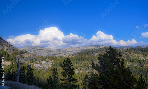  Yosemite-  National Park © Emil Lazar