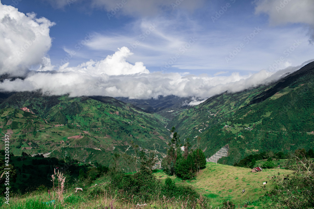 Obraz premium Panorámica en la provincia de Cañar Ecuador