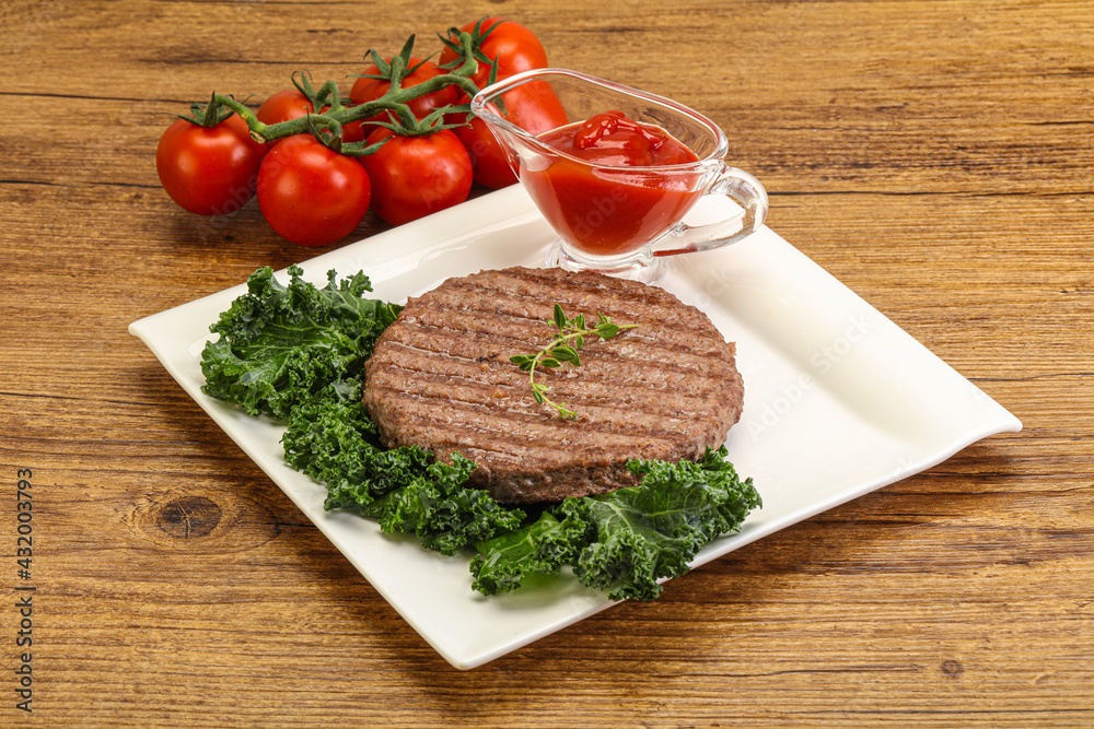 Grilled beef cutlet for burger