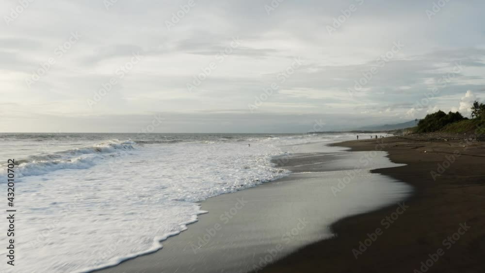 Drone Shot Flying Over Waves Crashing at Pigstone Beach Drone Shot Flying Over Waves Crashing at Pigstone Beach