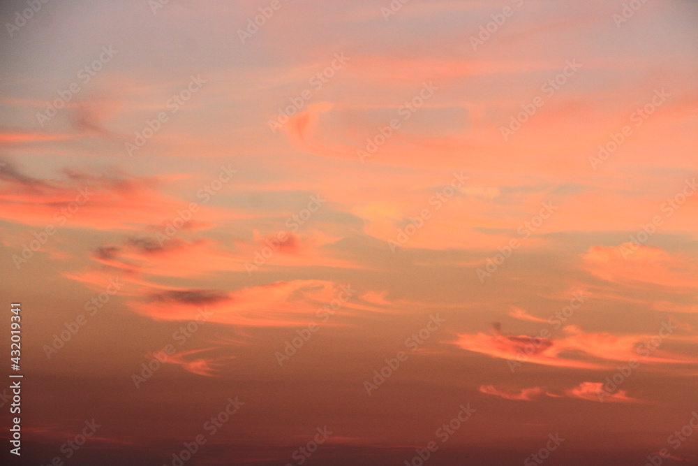 Obraz premium colorful clouds at sunset 