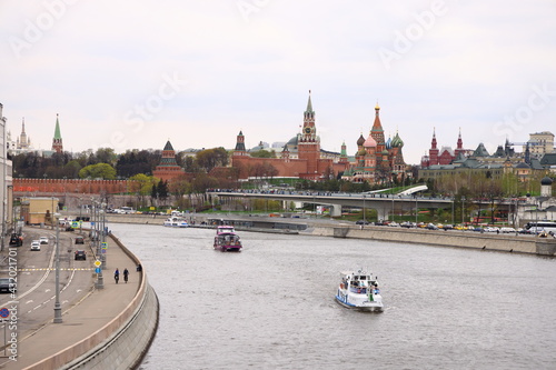 Raushskaya and Moskvoreetskaya embankments, Kremlin and Zaryadye park, Moscow, May 2021 photo