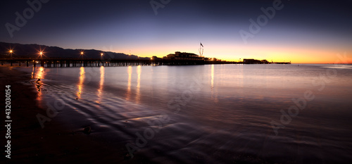 dawn Starns Wharf, Santa Barbara Harbor, sunrise, Santa Barbara, California
