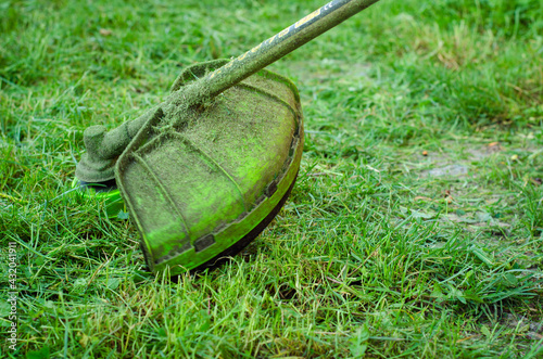 petrol cutter, grass trimmer.