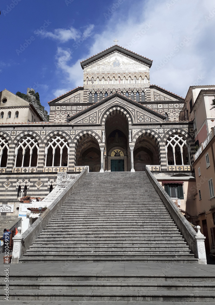 DUOMO DI AMALFI,ITALIA,4 MAGGIO 2021.