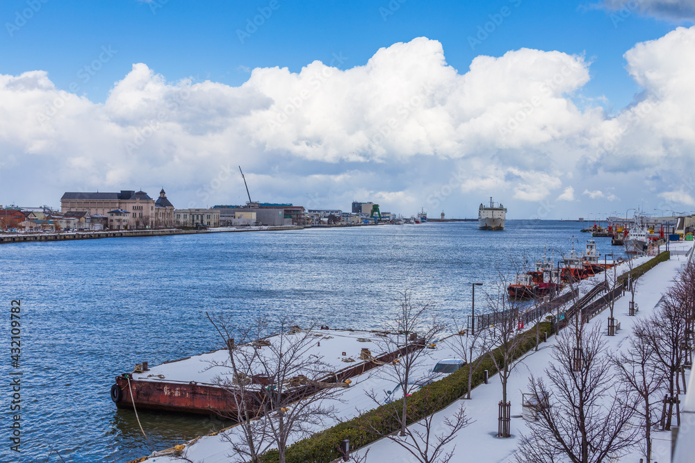 冬の新潟港