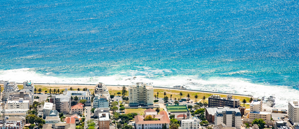 Fototapeta premium Elevated view of Green Point coastal suburb in Cape Town