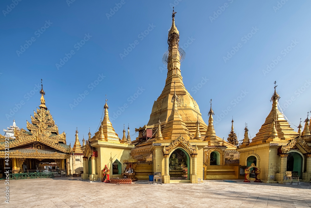 Sule Pagoda in Yangon Sule Pagoda in Yangon