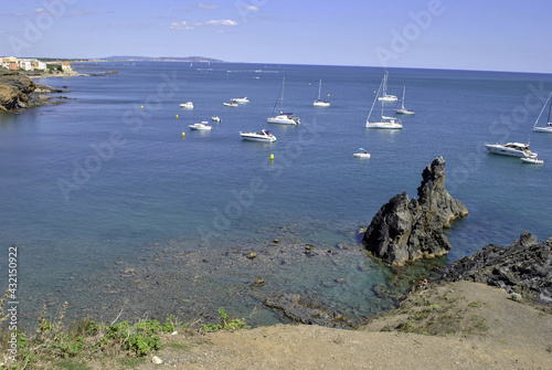 Bucht in Frankreich mit einer super schÃ¶nen Aussicht photo