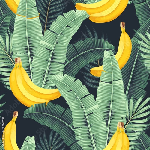 Vector seamless pattern with banana and leaves
