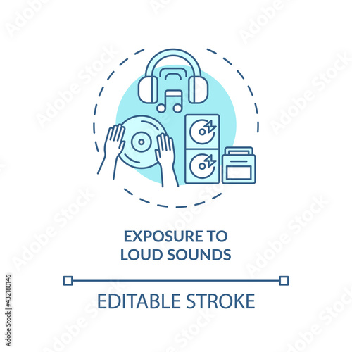 Exposure to loud sounds concept icon. Acquired hearing loss idea thin line illustration. Noise emission in decibels. Volume levels. Vector isolated outline RGB color drawing. Editable stroke