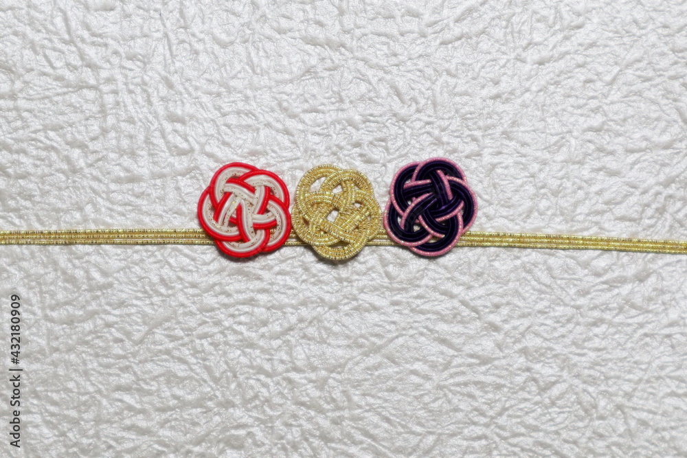水引細工水引飾りの和風背景梅結びmy Handmade Japanese Art Mizuhiki Zaiku Japanese Style Frame Stock Photo Adobe Stock