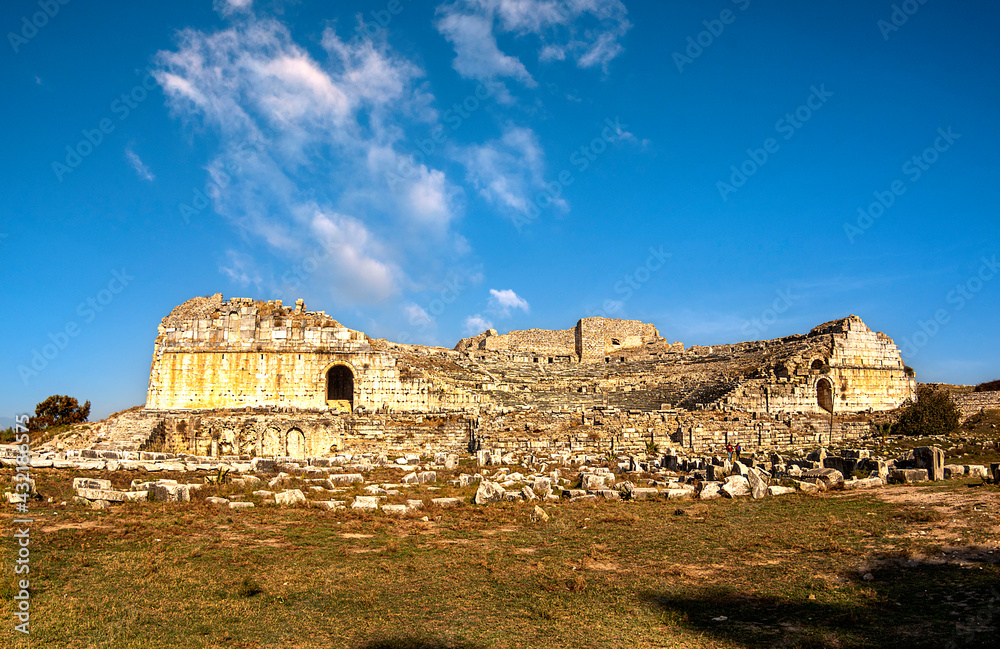 Another feature that distinguishes Milet from other ancient cities in the vicinity, as in Aphrodisias; It is spread over a very large area.,soke,Aydin,Turkey