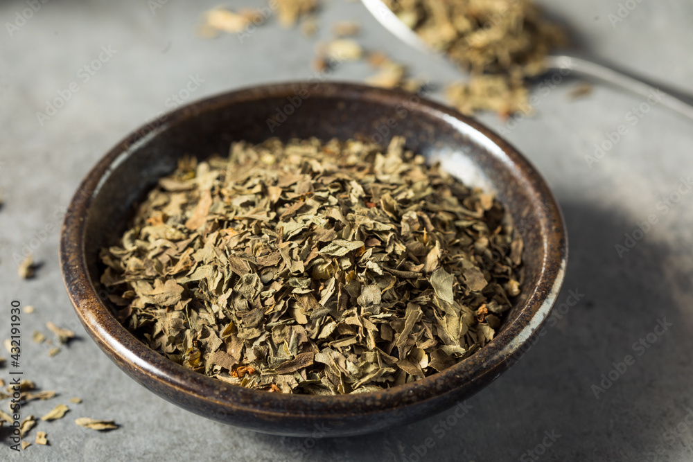 Dry Organic Basil Spice Dry Organic Basil Spice