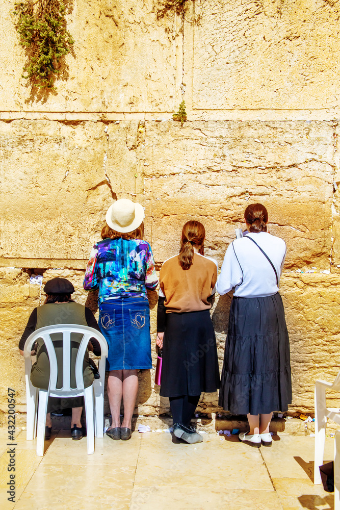 Jerusalem, Israel 27 april 2021 women near Wailing Wall or Western