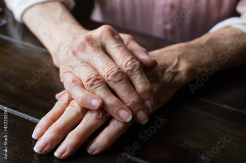 Cuadro en lienzo A pair of elderly woman grandmother's hands folded and laying on top of each other