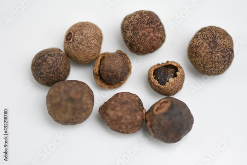 Aromatic allspice isolated
