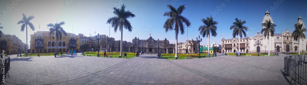 Plaza de Armas del Perú