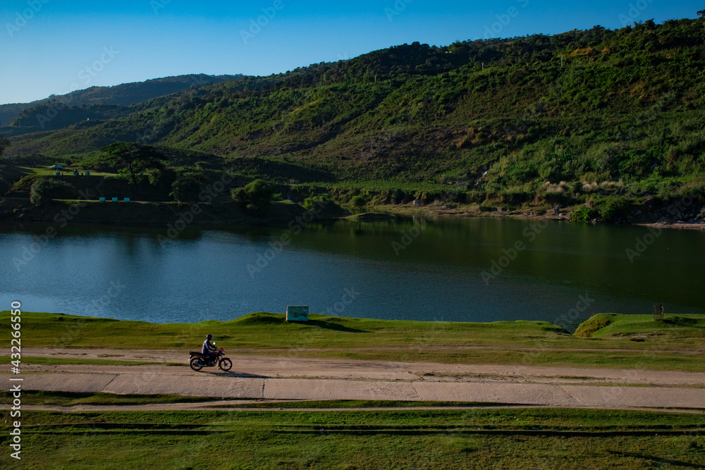 Niladri Lake in the morning
Niladri Lake in the morning