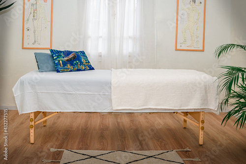 Acupuncture clinec - Upgraded interior design