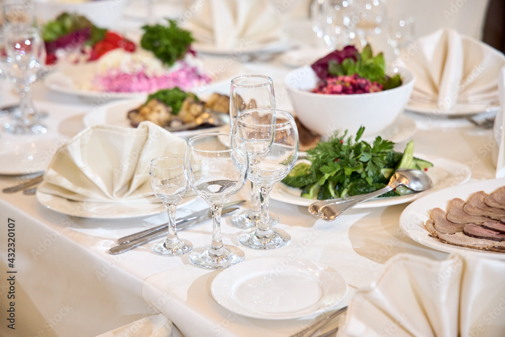 wedding table setting