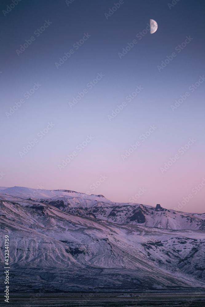 Moonrise - Iceland 