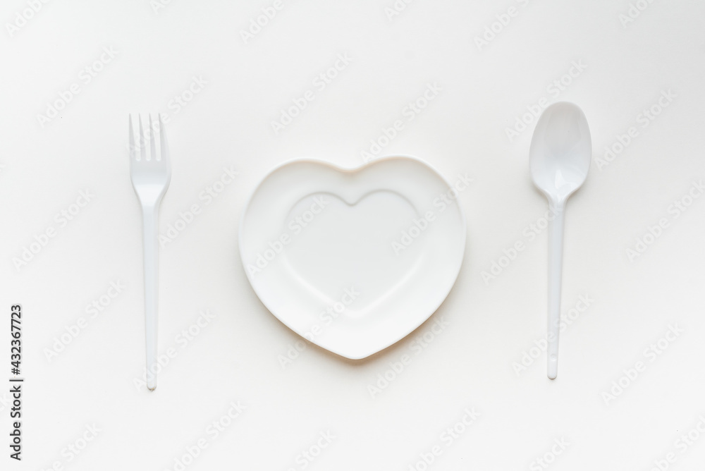 table setting, disposable tableware, white tableware table setting, disposable tableware, white tableware