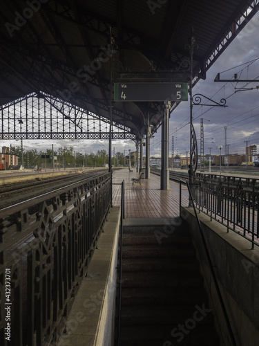 Medina del Campo's railway station © Pedro