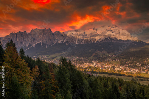 Beautiful sunset in the Italian mountains.Dolomiti, Europe. © vaclav