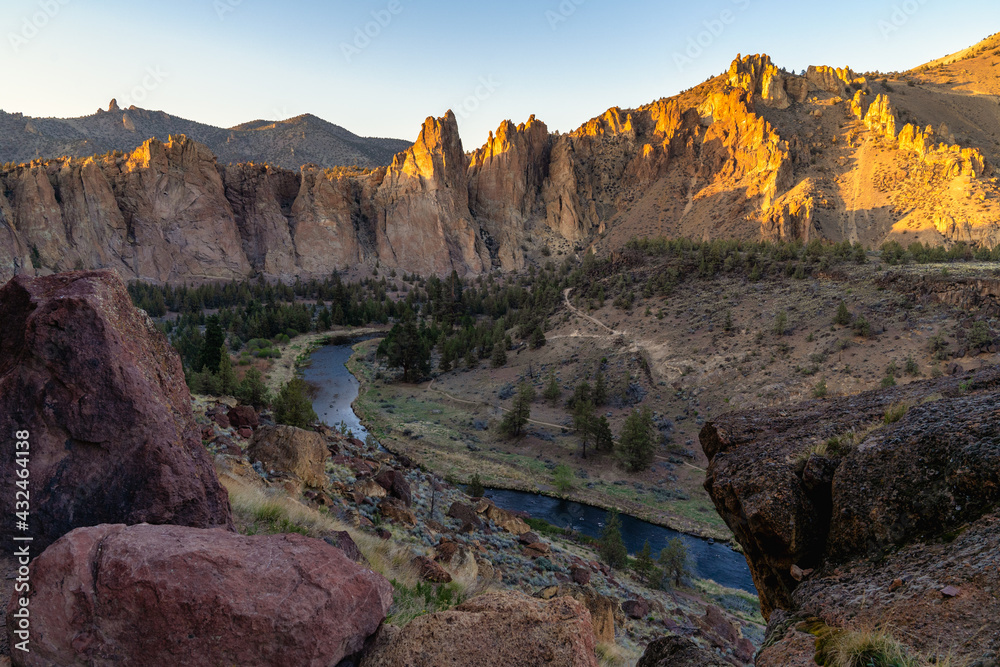 Hiking up Misery Ridge in Smith Rock State Park