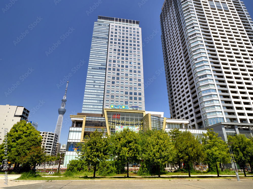 錦糸公園とオリナス錦糸町 東京都 錦糸公園とオリナス錦糸町 東京都