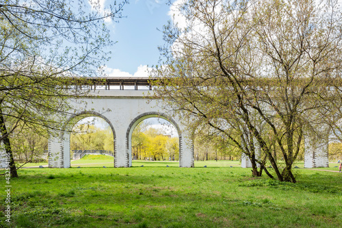 The Rostokinsky Aqueduct is also known as the Millionth Bridge in Moscow. Antiquity. Built in the 18th century.