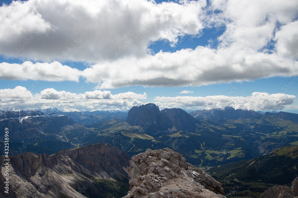 Blick auf den Langkofel in den Dolomiten