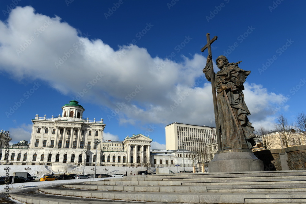  View of the monument to Saint Prince Vladimir the Baptist of Russia and the Pashkov House on Borovitskaya Square in Moscow