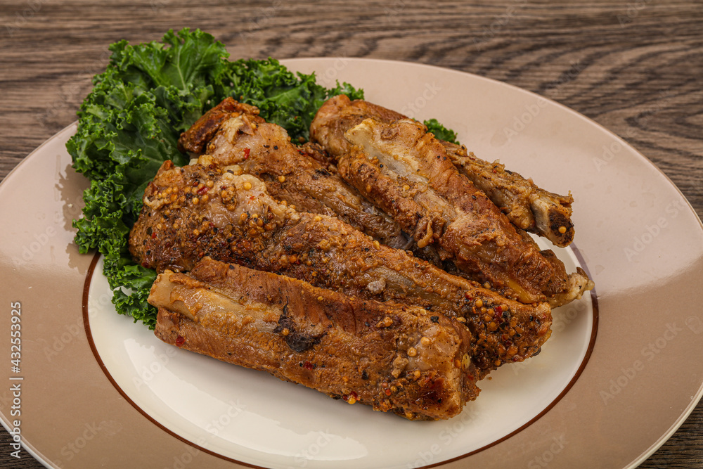 Stewed pork ribs with spices