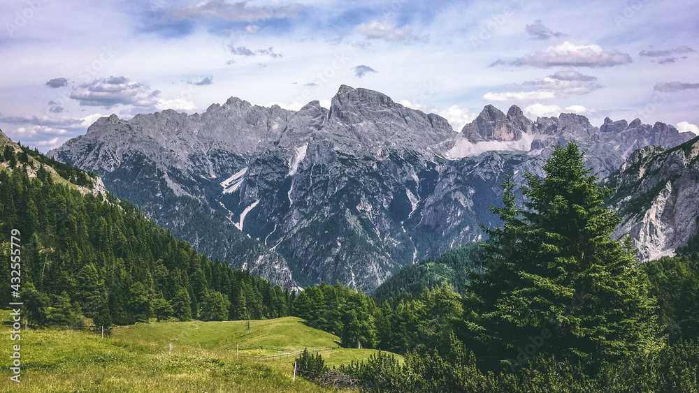 The stunning lungkofel mountain in the Dolomites