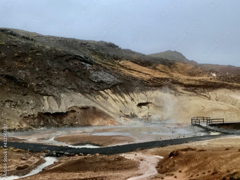  Krýsuvík - sulfur volcanoes 