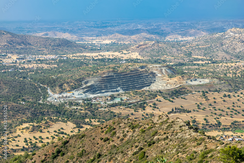 Obraz premium Not far from the city of Limassol, in the quarry, there will be work on the extraction of minerals.