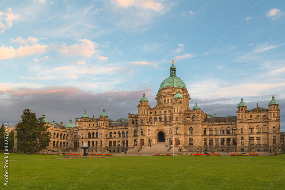 Neo-baroque architecture of Legislative Assembly Parliament Building of British Columbia in the provincial capital Victoria, B.C., Canada on a summer evening.