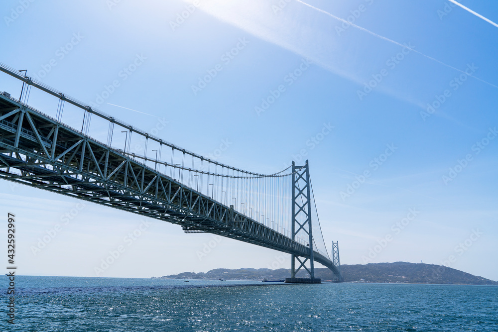 [兵庫県]晴天の明石海峡大橋（本州側）