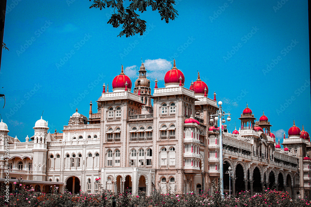 Naklejka premium THE MYSORE PALACE AT MYSORE, KARNATAKA, INDIA